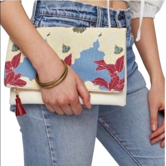 Rachel Pally Bloom Floral Reversible Vegan Clutch - Picture 2 of 9